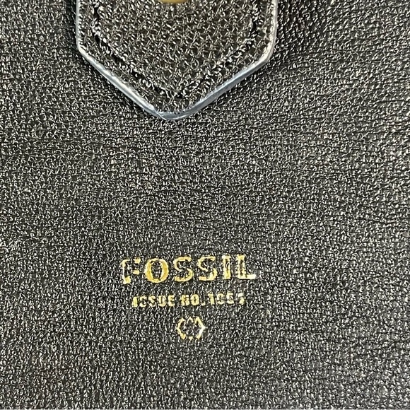 Fossil Becca Black Leather  Wristlet / Wallet - Picture 8 of 9